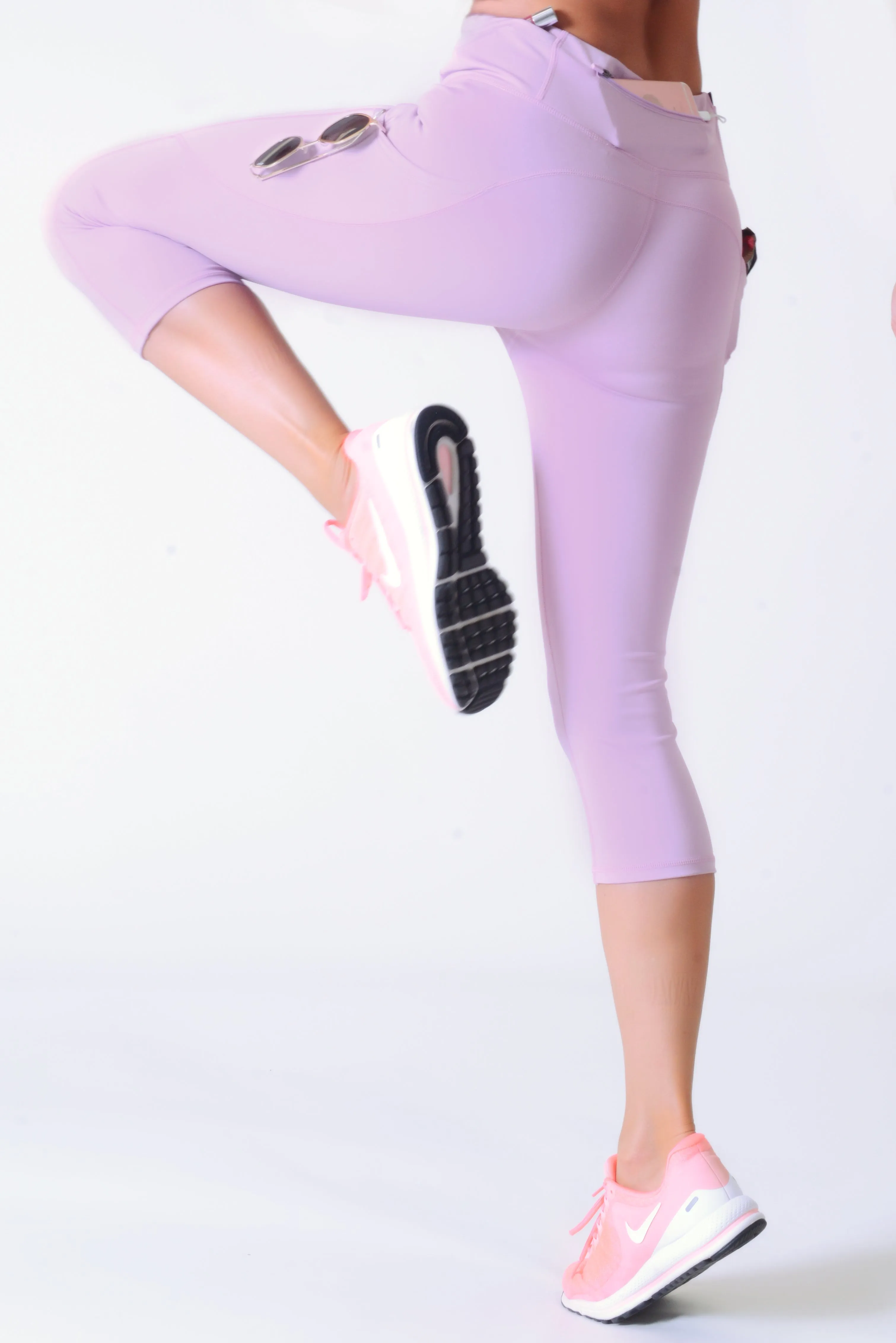 Active 5-Pocket Capri Leggings