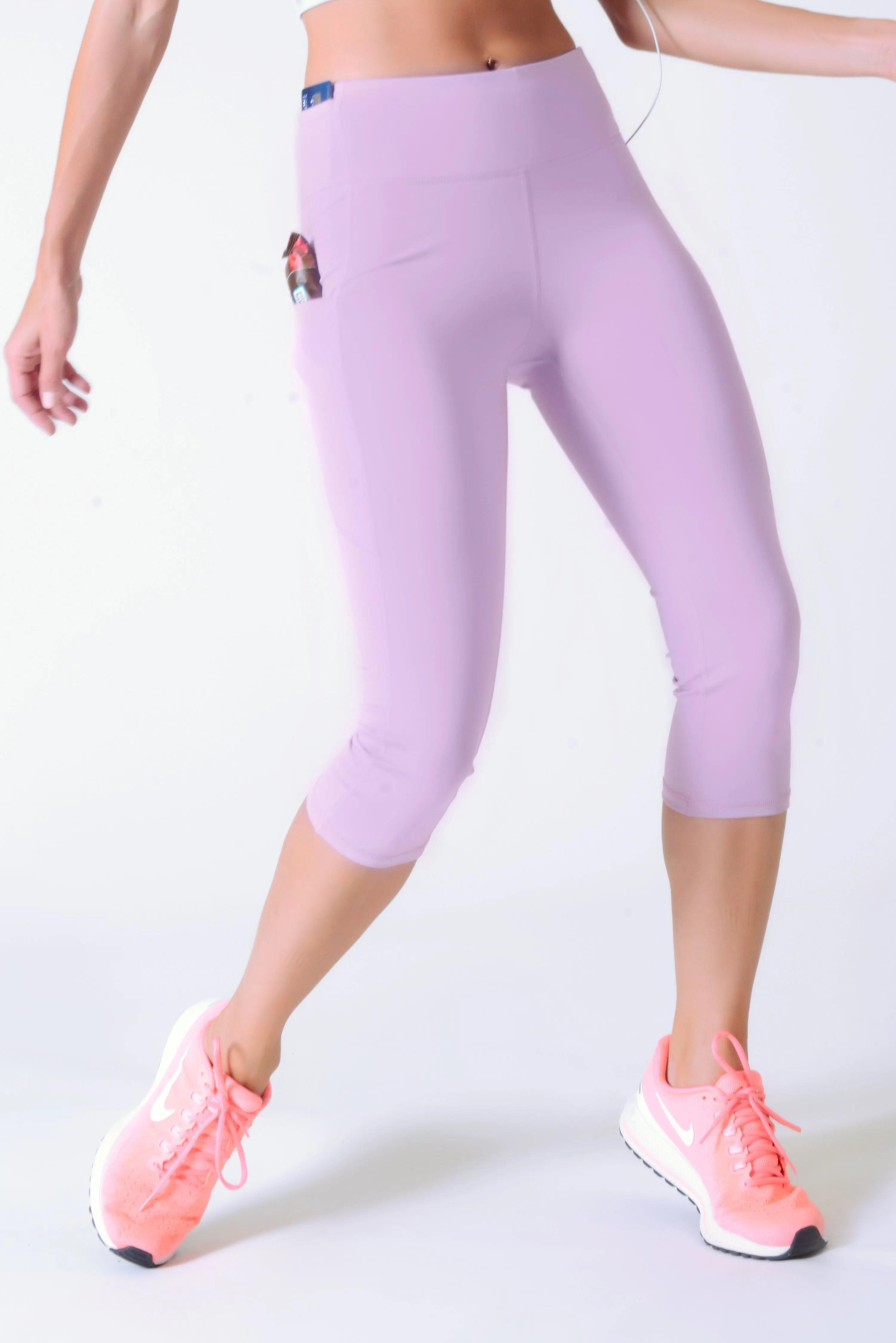 Active 5-Pocket Capri Leggings