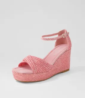 DJANGO & JULIETTE Cotton Pink Synthetic Raffia Sandals