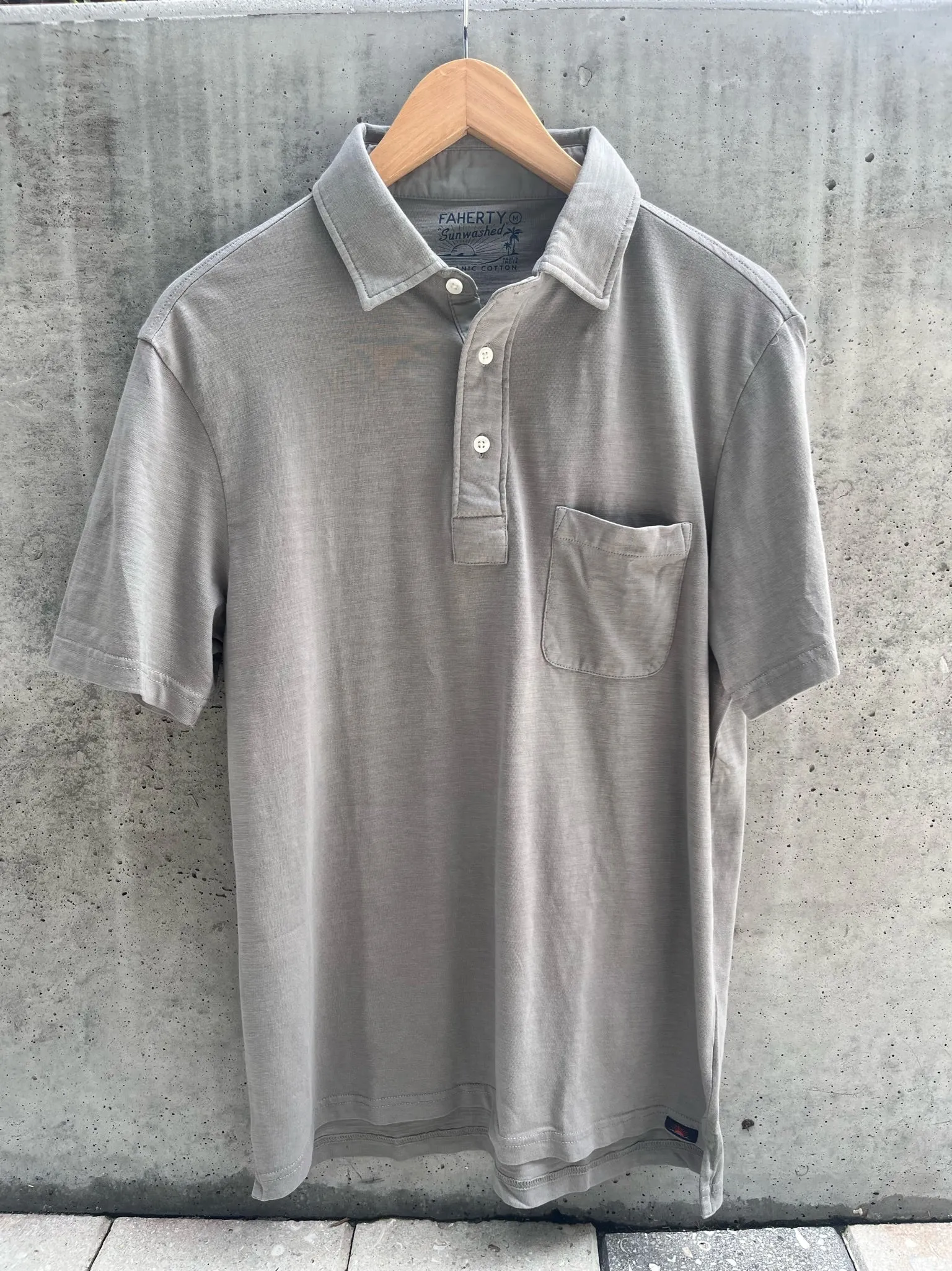 Faherty Sunwashed Polo Wind Grey