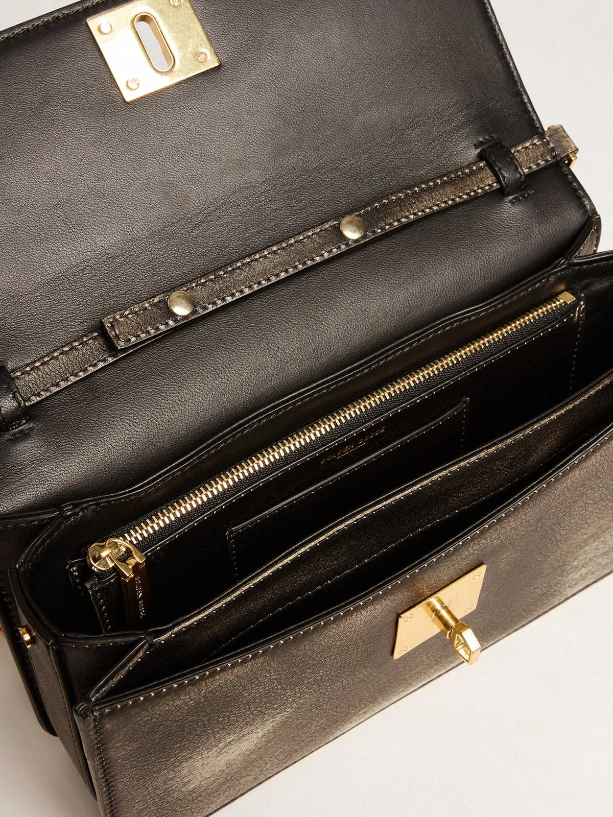 Gioia Bag in black vintage leather with gold details