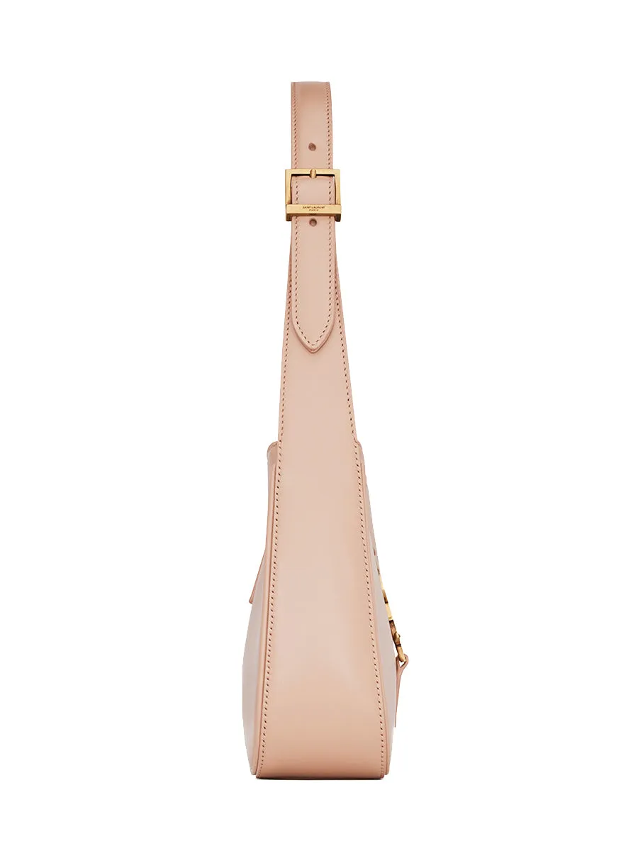 Le 5 a 7 Hobo Bag in Smooth Leather in Rosy Sand