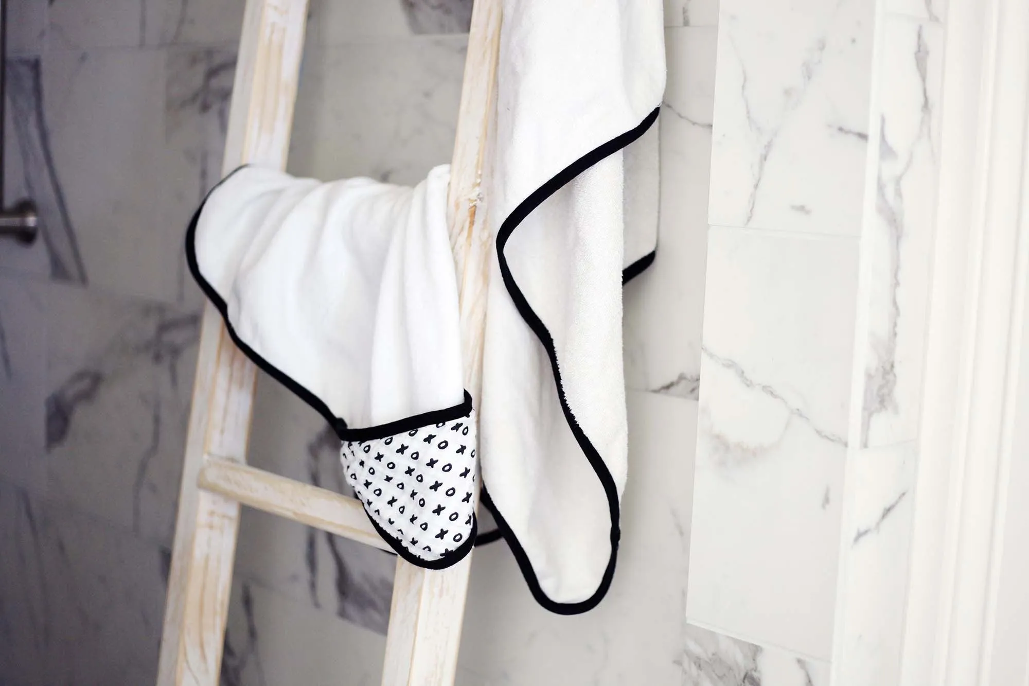 Organic Cotton Muslin + Terry Hooded Towel -  XO