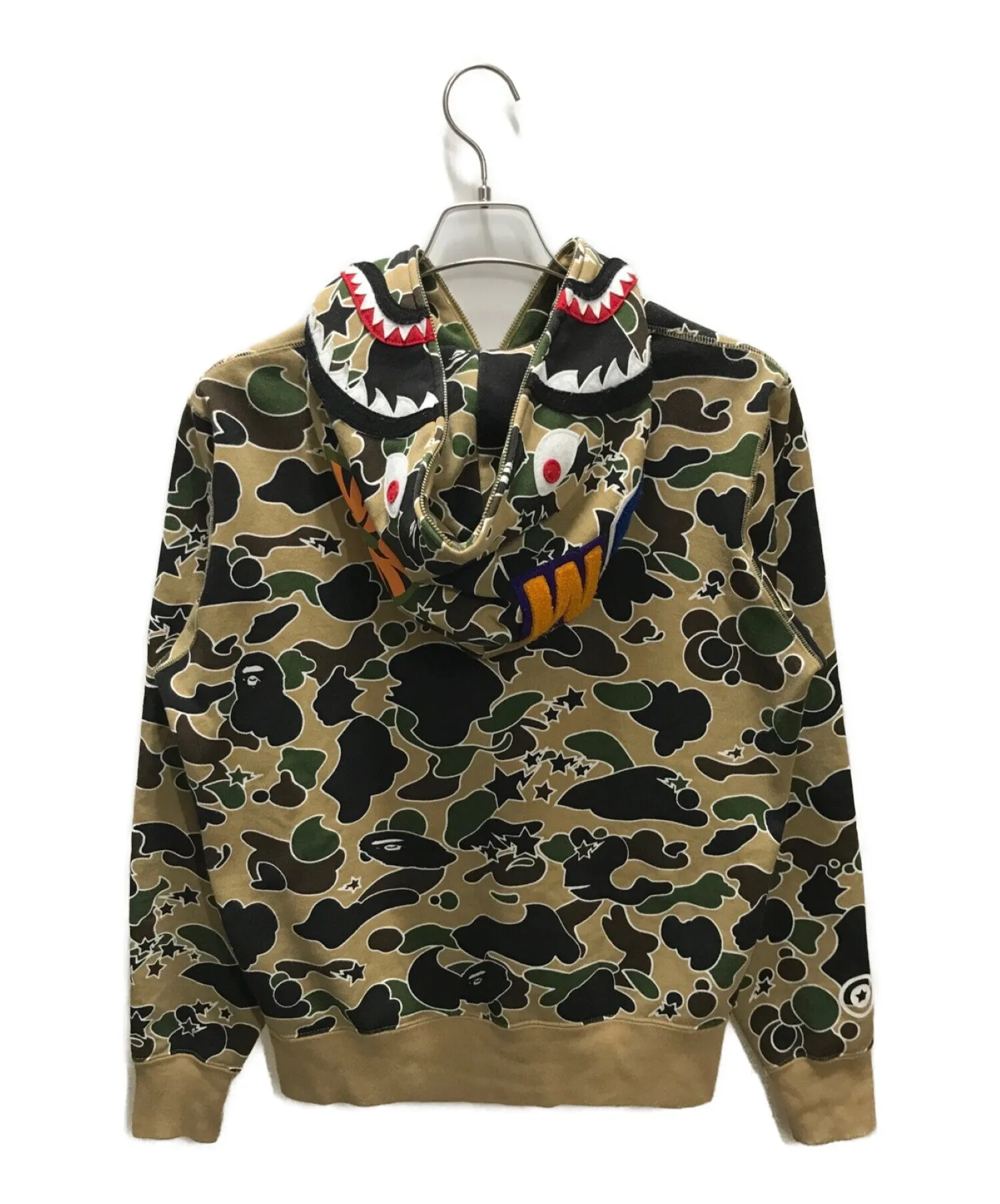 [Pre-owned] A BATHING APE Camo Zip-up Shark Hoodie 001zph801004m