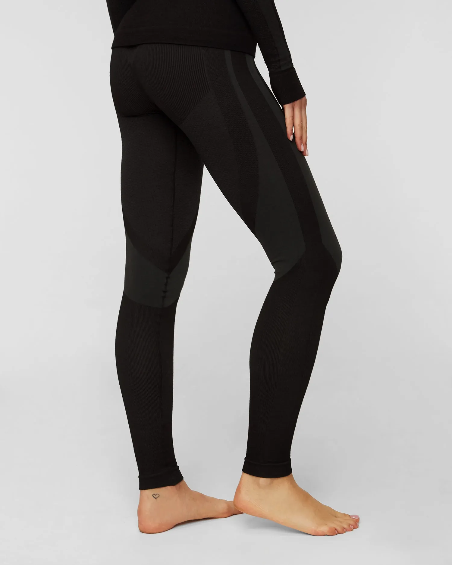 Women's black seamless leggings We Norwegians Racer 2074-99