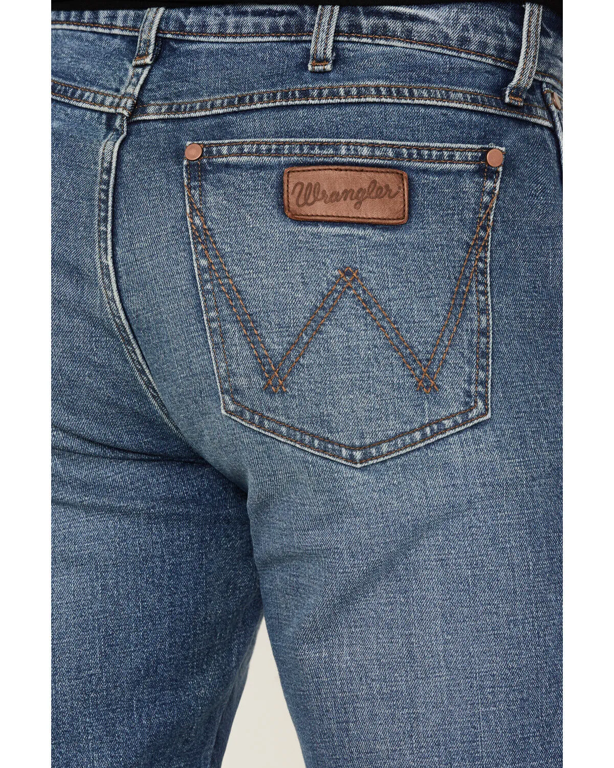 Wrangler Retro Men's 88MWZ Normande Medium Wash Slim Straight Stretch Denim Jeans - Long